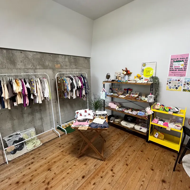 田川】カラフルでポップ！可愛いがたくさん♡こどもふくichicaの服と雑貨 - 筑豊情報マガジンWING