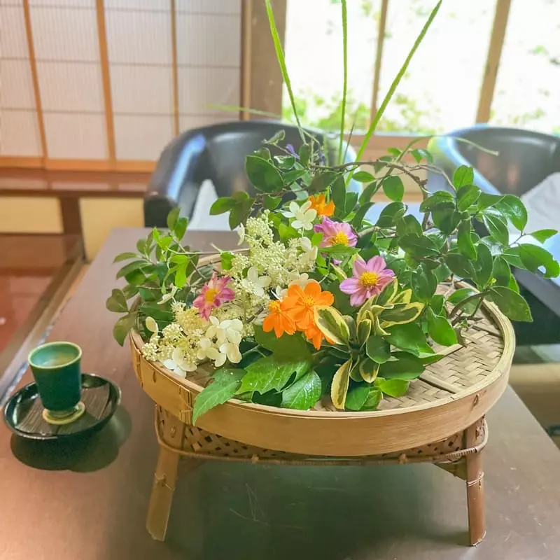 備前焼豊福先生台座型花生けオータム祭ですです❣️ 柳瀬美術店 / 全商品