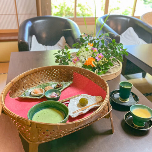 福智】上野焼とお花に癒される贅沢なお茶時間。完全予約制の元彦窯
