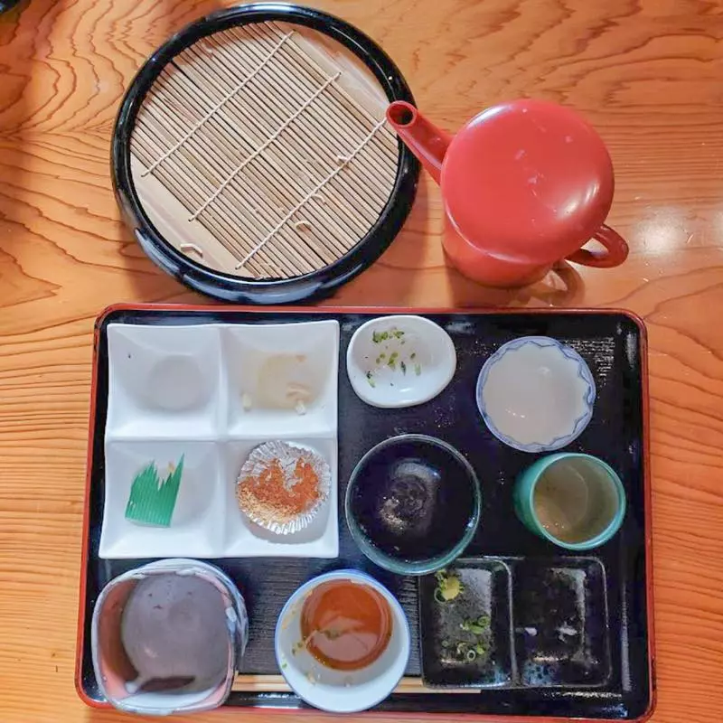 赤村】切りたて茹でたて蕎麦と手作りおばんざいで心も体もほっこり！古