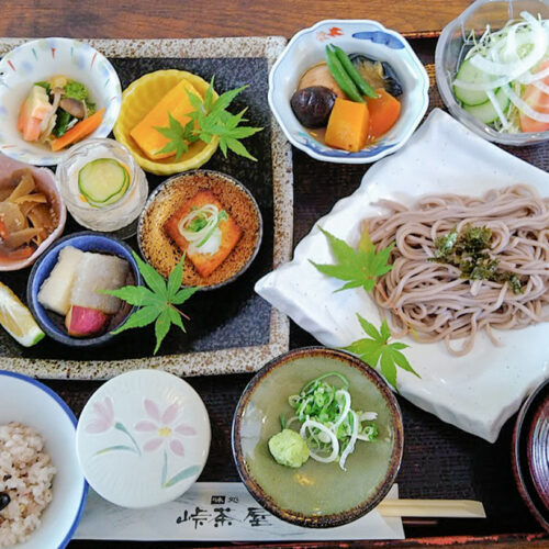 大任】蕎麦と小鉢で叶える理想のバランス！峠茶屋でいただく、体に