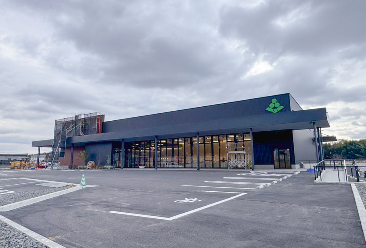 越市（新品）2本組　突鑿　大突鑿　正高1本　古佐吉1本鑿 直方】もち吉直方本店が1月31日閉店。もちだんご村に新エリアが