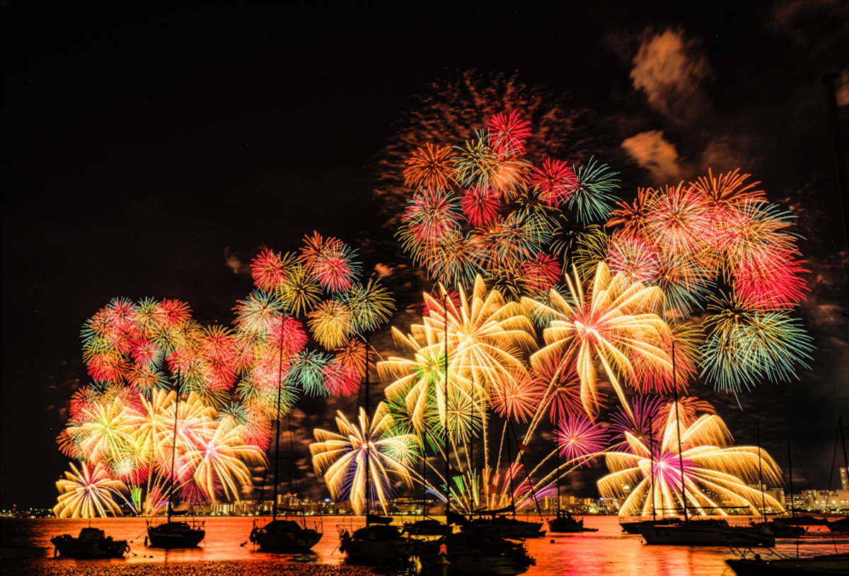 大輪の花火のような爽やかな半幅帯 2026年】今年も筑豊の空に大輪の花が咲きます！花火大会情報2026